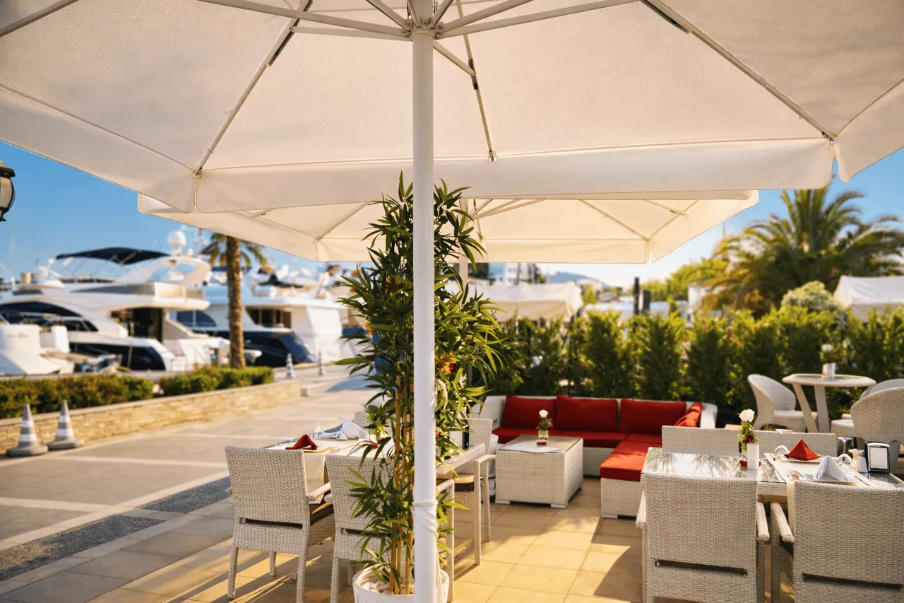 Cafe Roma — görsel 2