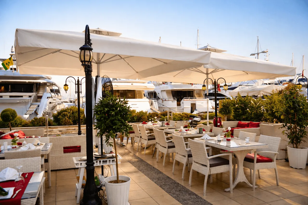 Cafe Roma — görsel 5